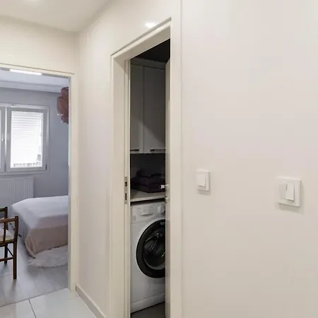 Apartment Comfortable, Peaceful In Goeztepe Izmir