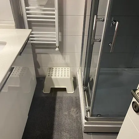דירה Comfortable, Peaceful In Goeztepe איזמיר